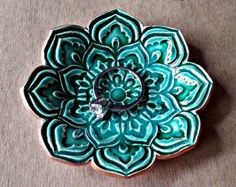 Full Malachite GREEN Ceramic Lotus Ring Dish Ring Bowl Ring Holder 3 1/4 inches round