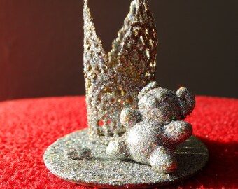 custom cupcake toppers,silver hologram,silver crowns,silver bear,unique custom toppers,mini cupcake toppers,silver topper,fancy toppers,