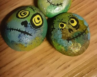 Painted pebbles - Monster miniatures!