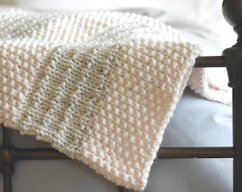 Easy Knit Blanket Pattern, Knit Throw Pattern, Easy Heirloom Knitting Pattern, Knit Blanket Pattern, Cream Grey Knitting Pattern, Lapghan