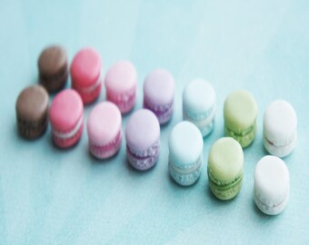 french macaron stud earrings- miniature food jewelry, macarons earrings