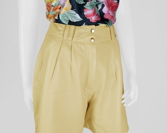 Vintage leather shorts with high waist 40
