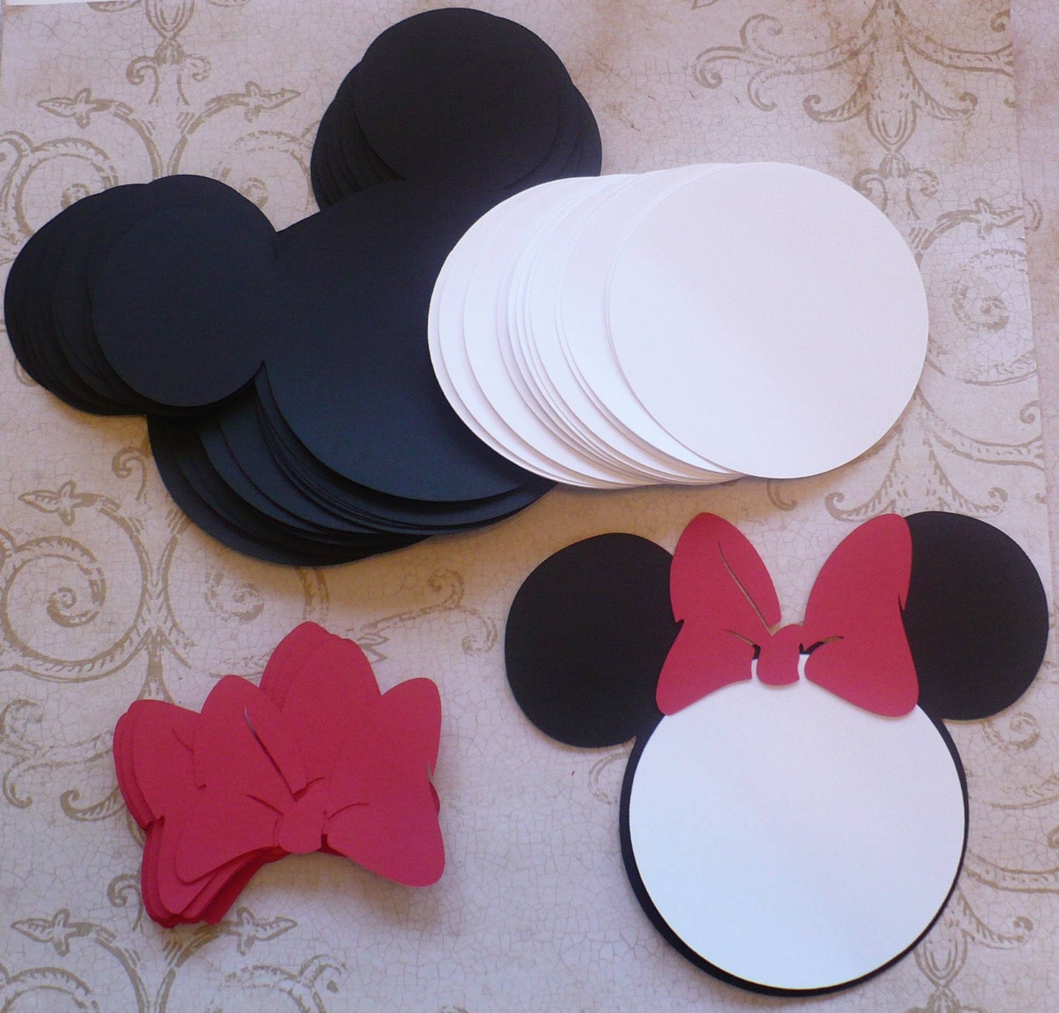 25 Black Minnie Mouse Head Shapes White Circle Shapes Red