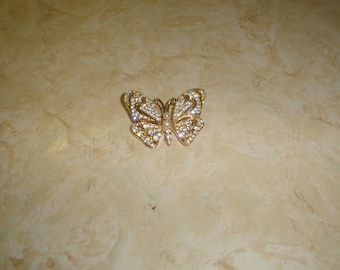 vintage pin brooch goldtone butterfly rhinestones faux pearls