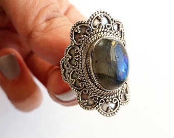 Blue Labradorite * Labradorite Ring * Sterling Silver Ring * Blue Gemstone * Gift * Statement Ring * Labradorite * Gemstone Ring * Oval Ring