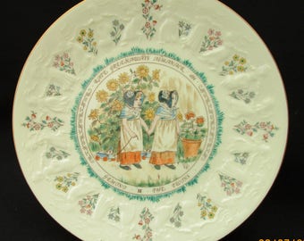 Kate Greenaway Gemini Plate. Royal Doulton 1977