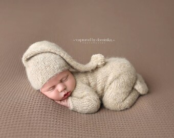 Newborn Footed romper and Sleep cap , Baby Pajama outfit , Knitted footed Overalls,Europe, NewbornPhoto props,Knit Onesie, Alpaca Prop