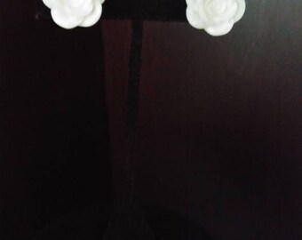White flower rose clip-on earrings "White Roses"