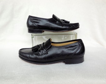 Mens BLACK LOAFERS/Black Leather Loafers/Mens Loafers/Slip On Shoes/Penny Loafer/Tassels/HANOVER/Casual Shoes/60s Vintage Shoes/Size 10.5