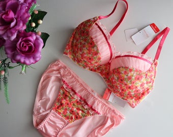 New Set Triumph Underwire Pink Red Flower Padded Lace Bra Brassiere E65 , C65 Tr02