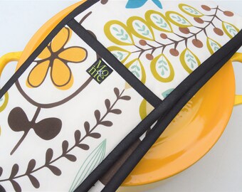 Double Oven Mitt Handmade Pot Holder Colorful Kitchen Accent Decor/ Heat Resistant Oven Gloves Housewarming Gift