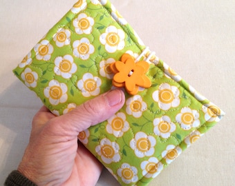 Quilted Tri Fold Sewing Caddy - pattern no. 520