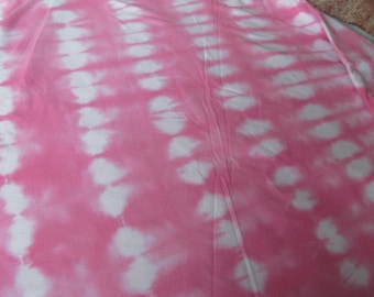 Flat Sheet Pink and White 100 % Cotton -- 72'' x 108''
