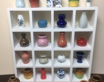 Miniature Dollhouse Vases/Urns/Pots (sold individually)