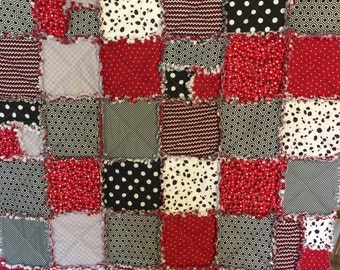 Red and black rag quilt/ Red and black blanket/