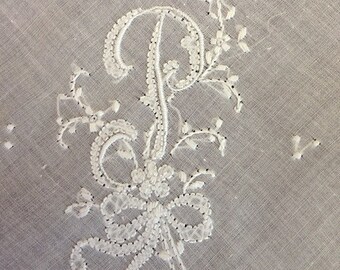 Pretty P Initial HAND Embroidered Hankie MONOGRAMMED Vintage Handkerchief UNUSED Monogram