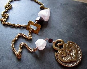 LOVE passion rocks - Vintage Brass Luxe Lariat Necklace - Rose Quartz Garnet - catROCKS - Y Necklace - Chain Gemstone - Grace and Frankie