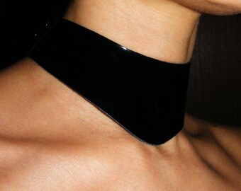 Black or Red Patent leather Collar