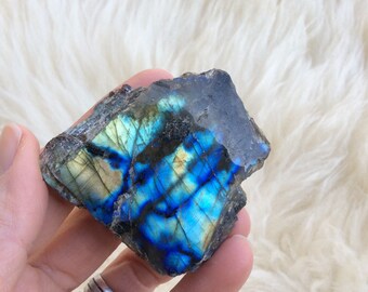 Lovely Labradorite Slab, 1/2 Polished, Spectrolite Stone // Transformation, Dreaming, Psychic Abilities, Perserverance, Meditation No.7