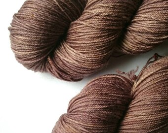 Handdyed Hopeasäie Sukka, Outsider 105