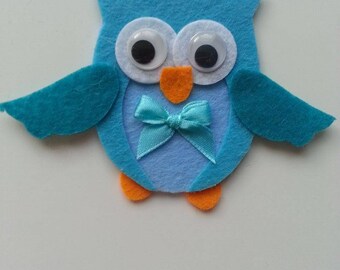 chouette /hibou en feutrine bleu 90*70 mm