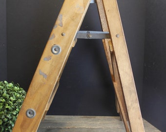 Vintage Wood Folding Step Ladder // Cottage Chic // Farmhouse Chic