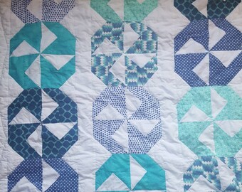 Pinwheel quilt, green and blue nursery, gender neutral quilt, stroller quilt, play mat, crib blanket