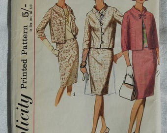Vintage suit pattern, Simplicity 5881, Misses' suit and blouse, size 34 inch bust, 1965