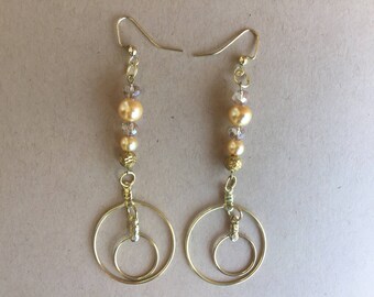 beaded earring,drop earrring,dangle earring,light weight earring,gold earring,pierced earring,earring,earrings,gold earring,long earring