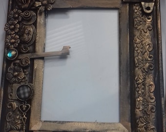 Victorian steampunk frame