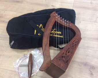 8 string Mini O'Carolan Harp