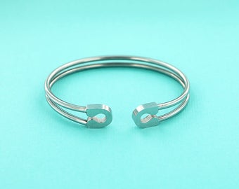 1 Bangle Bracelet Stainless Steel Open Cuff - High Quality - Safety Pin Style - N374