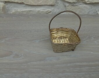 Decorative metal basket