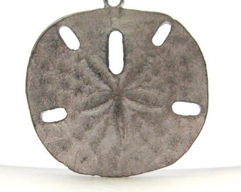 1 Vintage Pewter Sand Dollar Pendant, 34 mm, Solid Pewter Pendant, Marked Pewter, Beach Pendant, Marine Life Tropical Pendant, Bead Destash