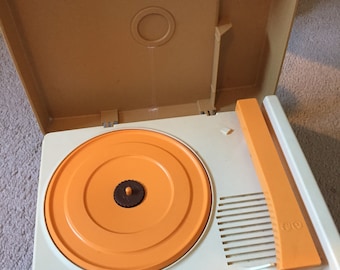 Fisher Price Vintage Record Player Turntable Model 825 1978 Phonograph Electric