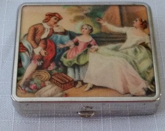 Vintage Ladies Compact Victorian Mother, Father & Child Scene on front