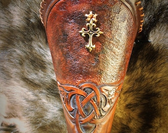 Archer's bracelet hot medieval Warrior leather embossed fleur de lis