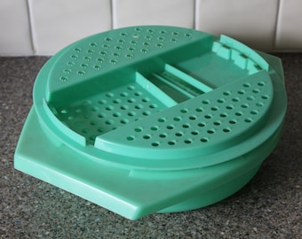 Green Tupperware Grater Container Retro Vintage