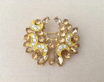 Champagne Crescent Moon Brooch.Champagne Moon Brooch.Champagne Rhinestone Brooch.wedding.Champagne Crystal Pin.Champagne Broach.Gold