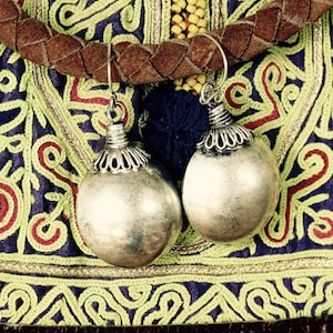 Miao earrings/Ethnic earrings/ethnic jewelry/tribal earrings/tribal fusion