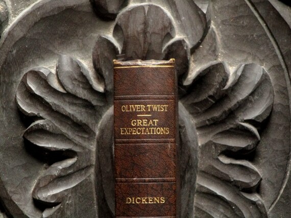 the similarities between charles dickens books great expectations and oliver twist As we will explore, there are many similarities between the life of pip in great expectations and charles dickens’ own life charles dickens was born on february 7 , 1812 and spent his childhood living in the coast marshes of kent, england, in both the same place and time period that pip had done. the similarities between charles dickens books great expectations and oliver twist As we will explore, there are many similarities between the life of pip in great expectations and charles dickens’ own life charles dickens was born on february 7 , 1812 and spent his childhood living in the coast marshes of kent, england, in both the same place and time period that pip had done.