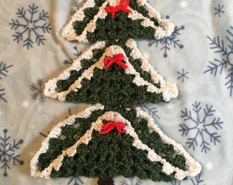 Vintage Crochet Christmas Tree, Vintage Christmas Decor, Crocheted Christmas Decor, Vintage Christmas Tree Wall Hanging, Crochet Wall Decor