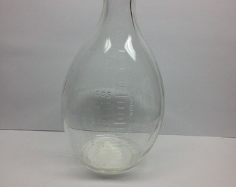 Vintage MacBick Medical laboratory Apothecary Bottle Pyrex Large 2000 ml 12 inches tall.. Rare