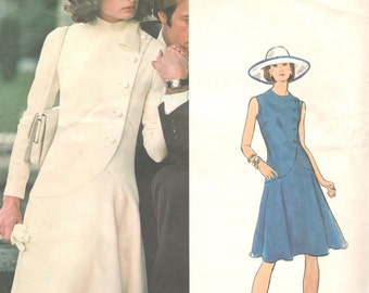 Vogue 1065 1970s FABIANI Misses Couturier DRESS Pattern Asymmetrical Shaped Hip Womens Vintage Sewing Pattern Size 12 Bust 34 UNCUT
