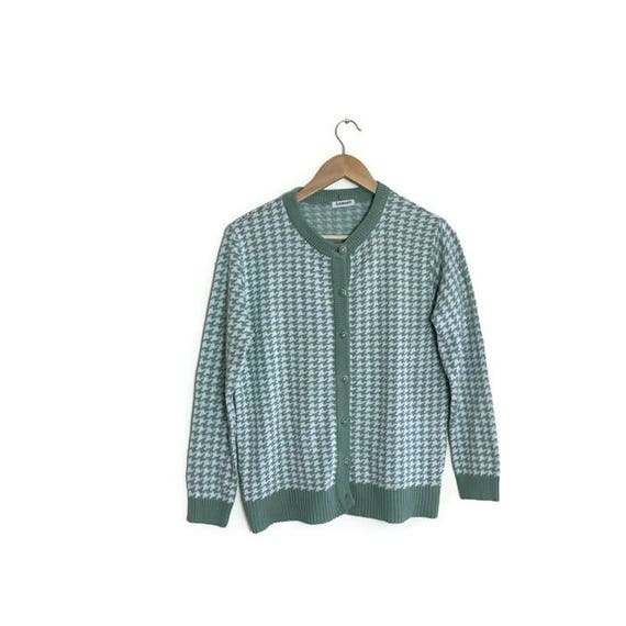 60s dogtooth cardigan / vintage sage green and cream dogtooth cardigan / mod cardigan / vintage green checked soft cardigan 60s 70s sweaters