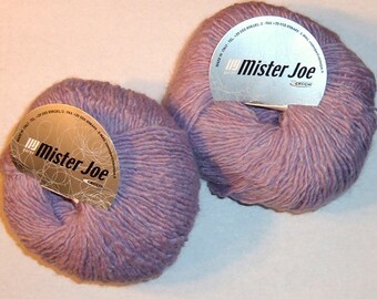 2 skeins Yarn Wool Polyester Acrylic Light Mauve