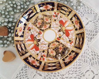 Royal Crown Derby Saucer Imari Pattern 2451~ Dated 1918 ~ 5 Inches Diameter
