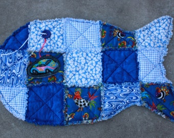Cat Blanket, Cat Quilt, Cat Bedding, Fish Shaped Cat Mat. Pet Mat, Catnip Mat, Blue Cat Bed, Fabric Cat Bed, Fish Quilt, Fish bed, Pet Mat