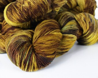 ROAR 328 yards on 3 ply Sportweight Wool Yarn/ Merino NSW no nylon