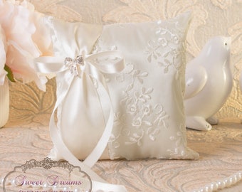 Wedding ring pillow, Lace ring Bearer Pillow, Wedding Pillow, Lace Ring Pillow, Ring bearer pillow, Ivory Ring Pillow